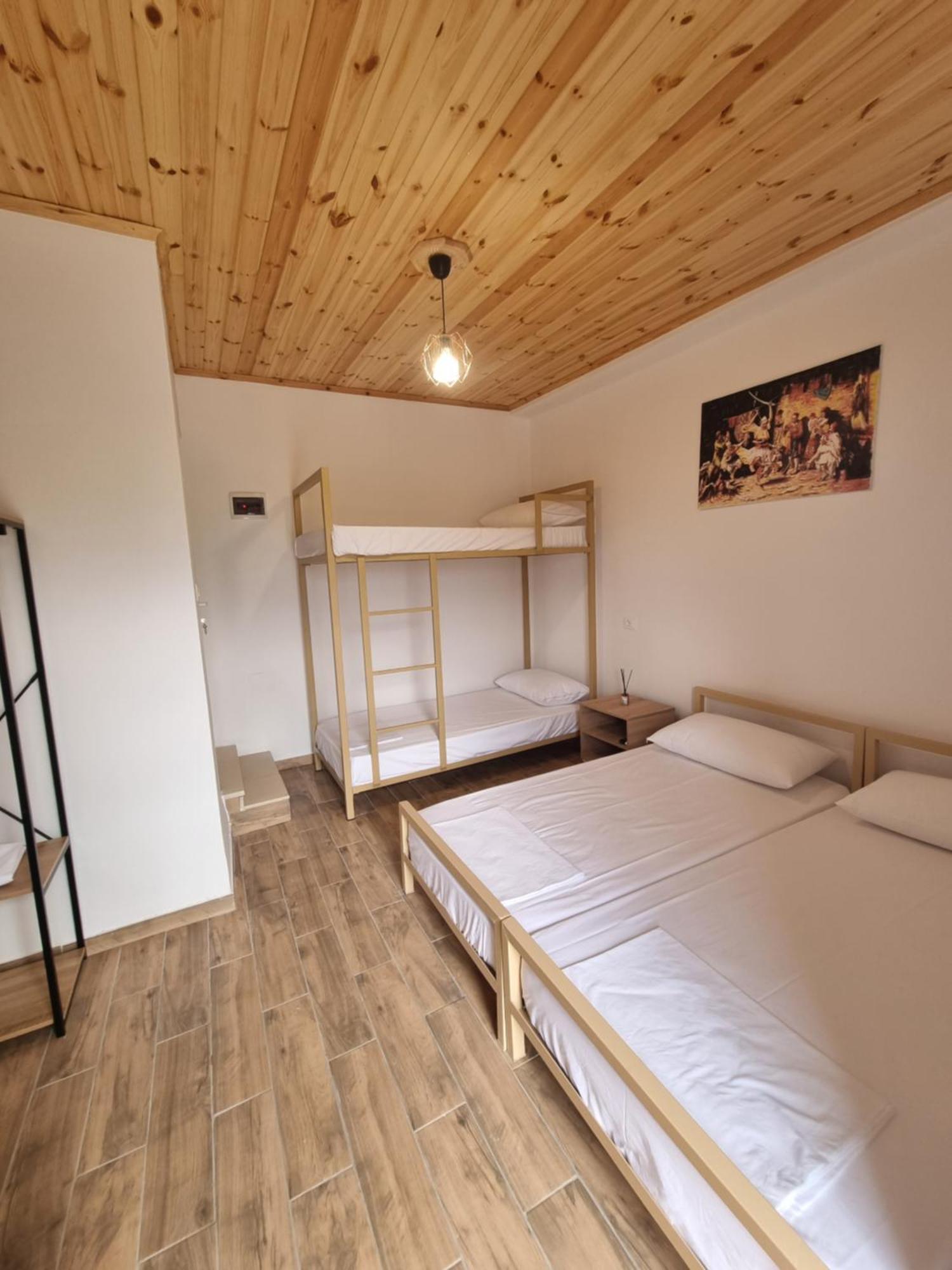 Bed and Breakfast Tony'S Terrace Гірокастра Екстер'єр фото